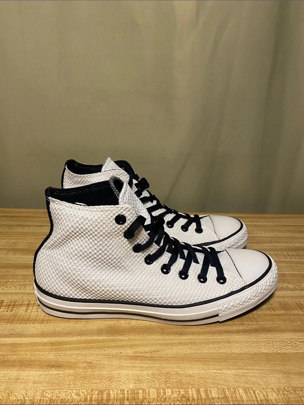 Converse  Chuck Taylor All Star Mesh High Top Sneakers White Black Unisex M9/W11